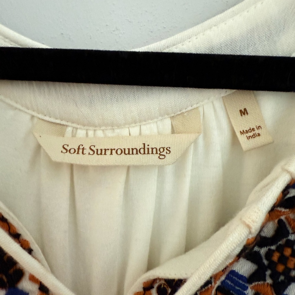 Soft Surroundings Cream Blouse Split Neckline Wit… - image 5